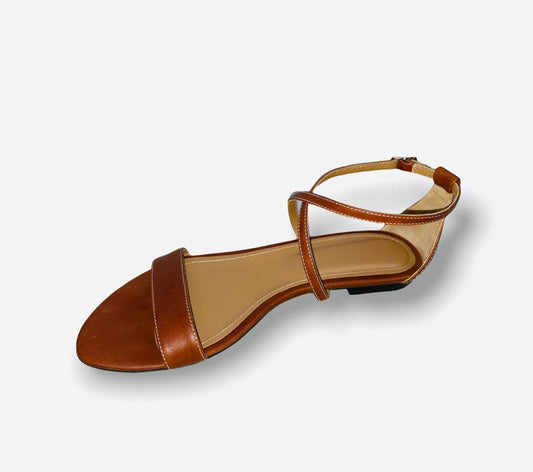 CROSSED STRAP FLAT SANDAL