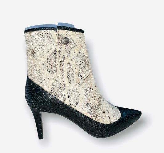 CHLOE MID HEEL ANKLE BOOT